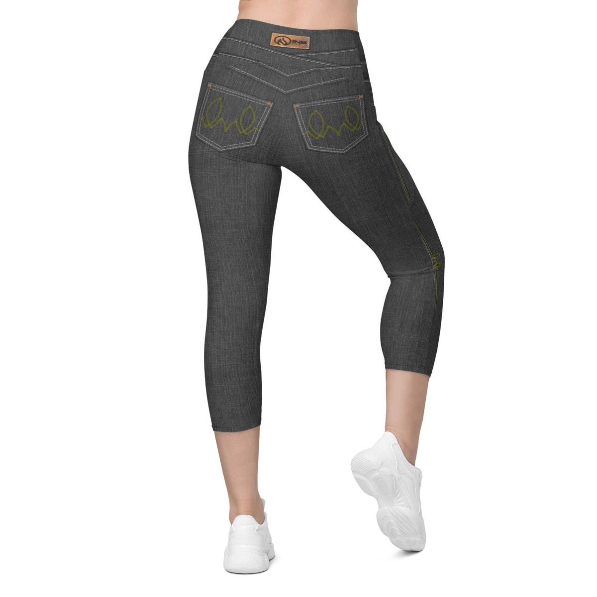 Black Denim Capris w/Pockets