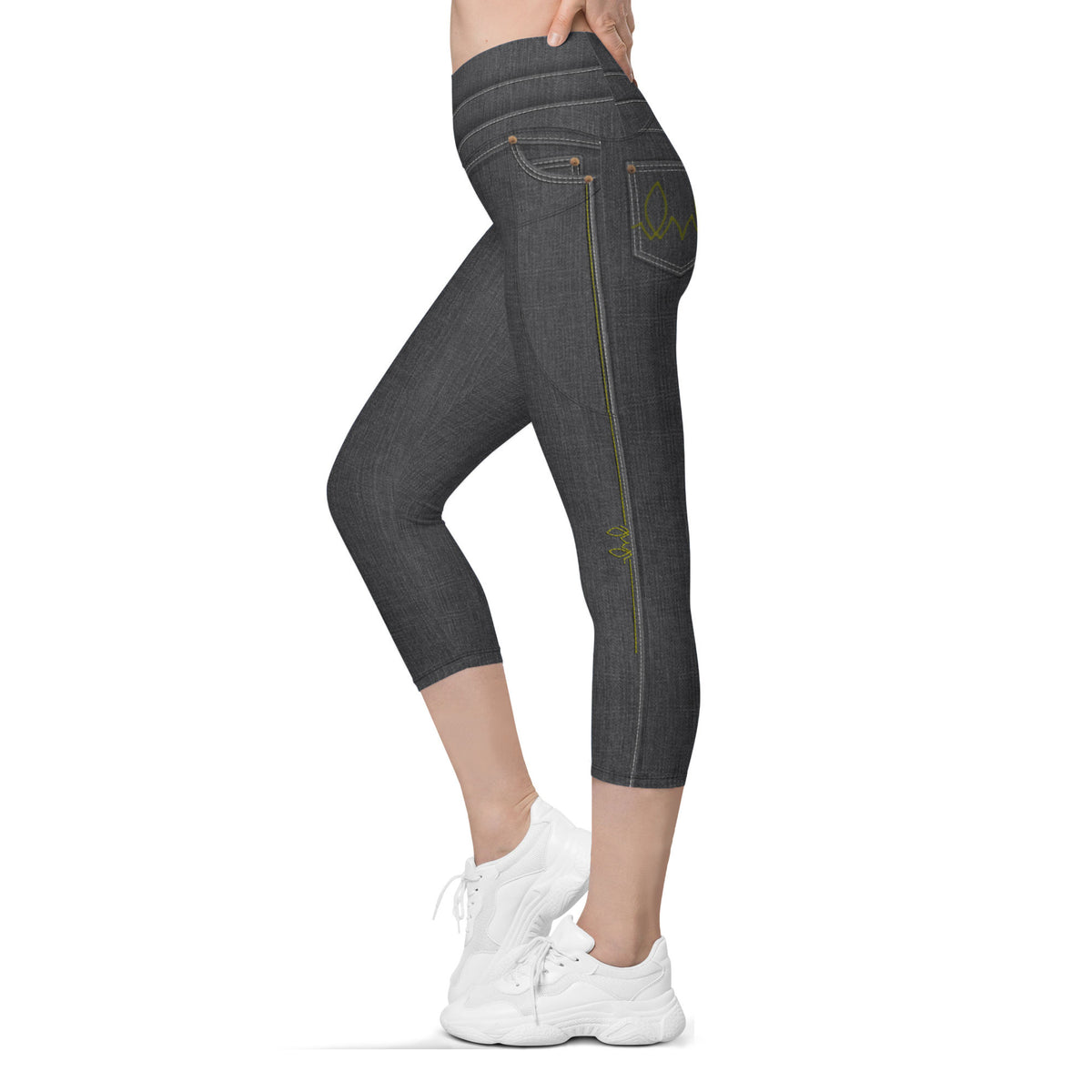 Black Denim Capris w/Pockets