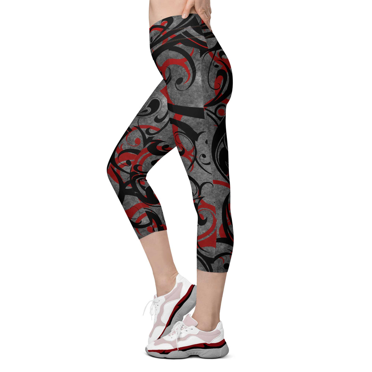 Raven Capris w/Pockets